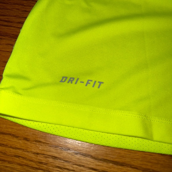 Men’s Nike Pro Combat DRI-FIT Fitted Short Sleeve Fitness Top - Yellow - Picture 2 of 8